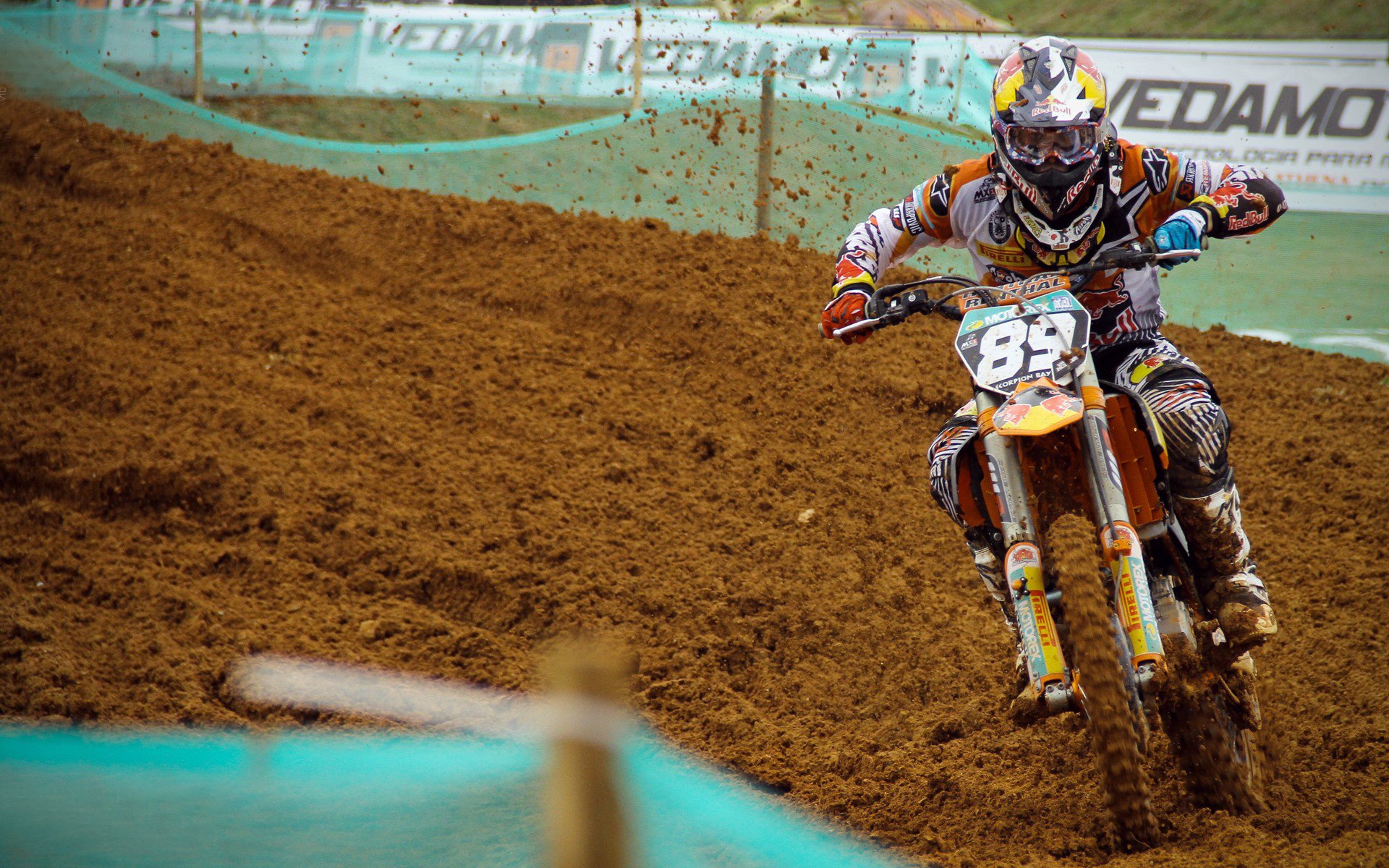 米兰体育正版平台-世俱杯：连续晋级的挑战与机遇，世俱杯啥意思